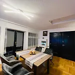 Apart Comfort Lejlighed *